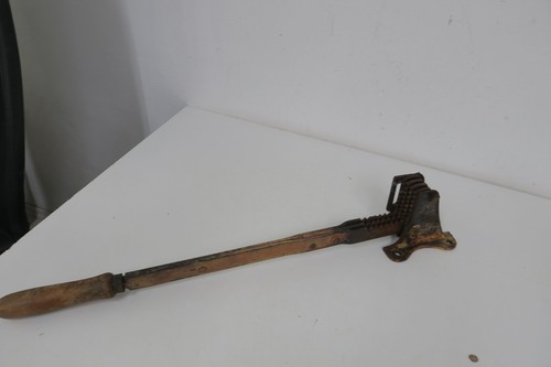 Alter knochenbrecher - alter,